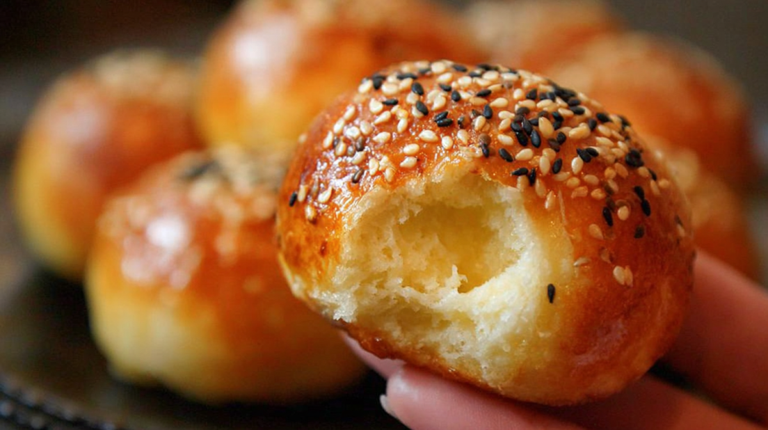 Mini Stuffed Bagel Balls