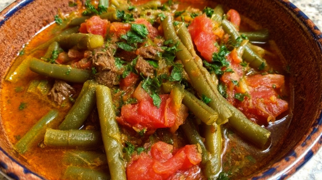 One-Pot Lebanese Green Bean Stew That Your Family Will Love!