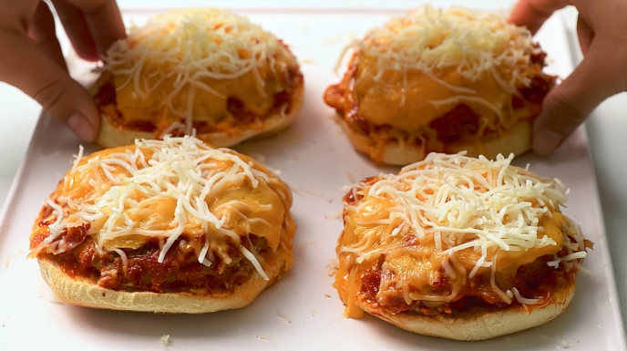 Pizza Burgers